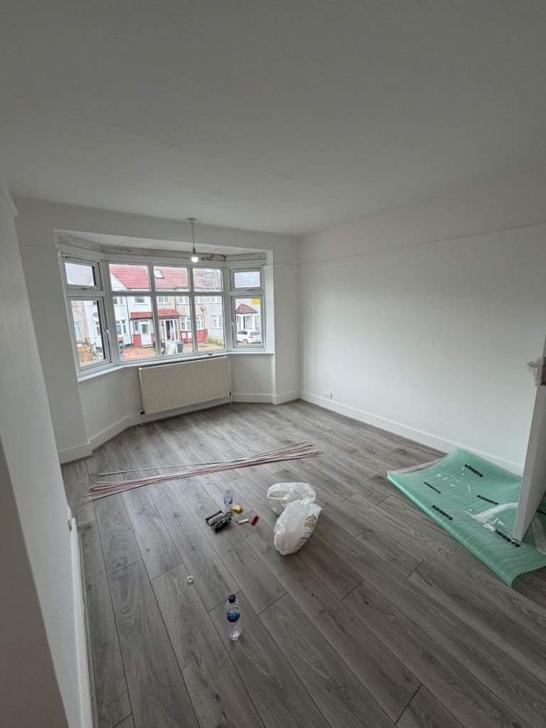 3 bedroom house to rent in Neasden £3000