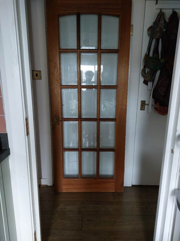 Left handed internal wooden doors x2