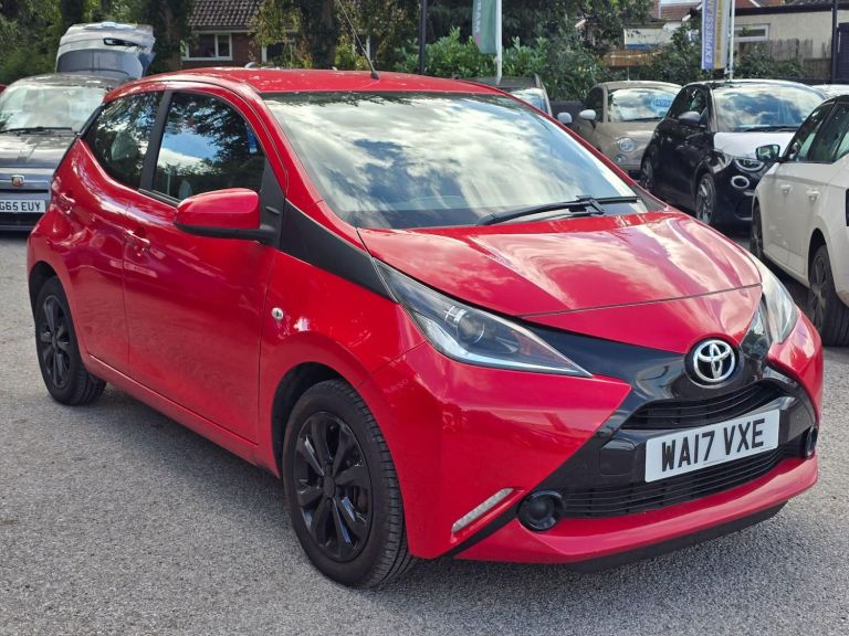 2017 Toyota AYGO 1.0 VVT-i X-Play 5dr HATCHBACK PETROL Manual