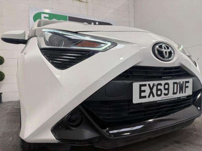 2019 Toyota AYGO 1.0 VVT-i x-play x-shift Euro 6 5dr HATCHBACK Petrol Automatic