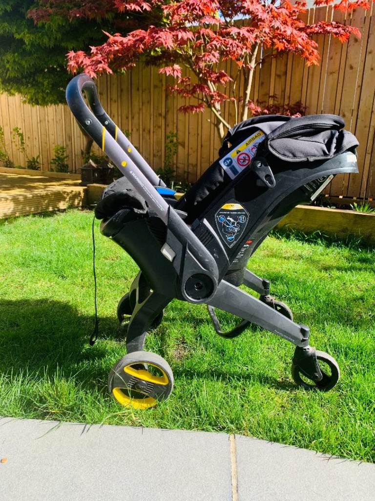Viral Doona Pushchair Carseat + Extras 🐣