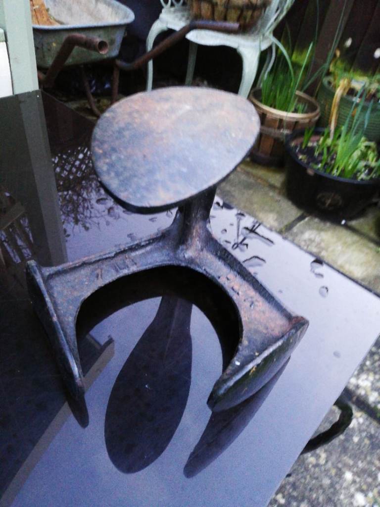 Child's cobblers anvil. 