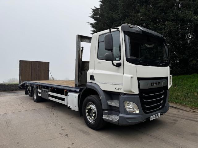 2018 68 DAF CF 370 E6 6x2 lift/steer Sterling 31ft beavertail remote winch