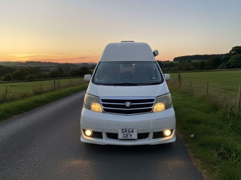 2004 Toyota Alphard Automatic
