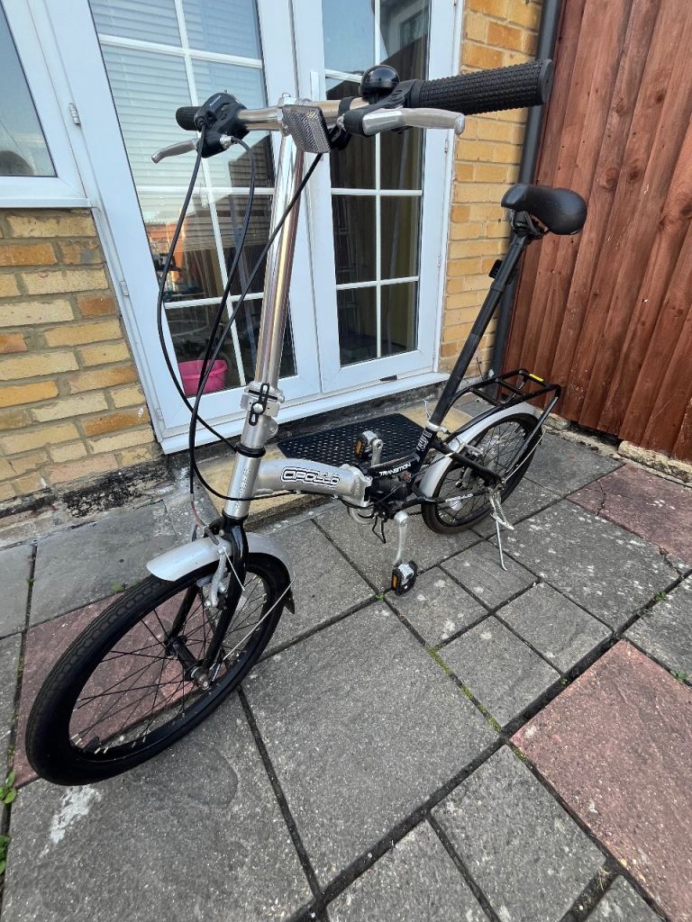  Folding Bike –Apollo Silver, Good Condition