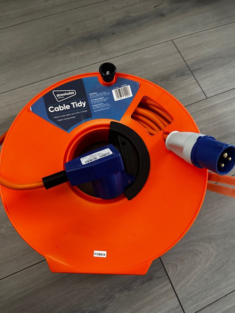 Caravan Electric 25m Cable and Reel 