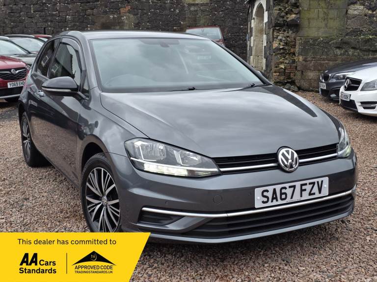 2017 Volkswagen Golf 1.0 TSI SE Nav Hatchback 3dr Petrol Manual Euro 6 (s/s) (110 bhp) Hatchback ...