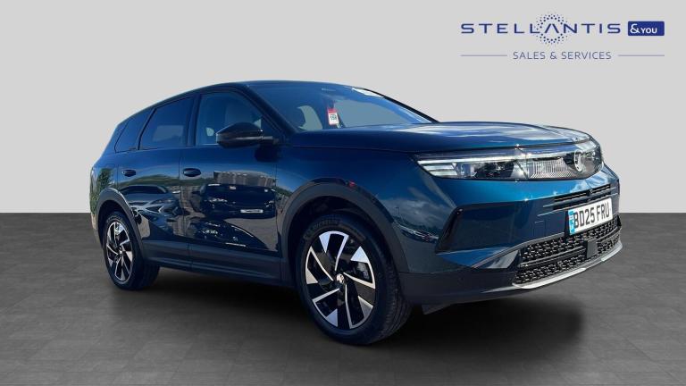 2025 Vauxhall Grandland 1.2 Ultimate SUV 5dr Petrol Hybrid e-DCT Euro 6 (s/s) (136 ps) SUV Hybrid...