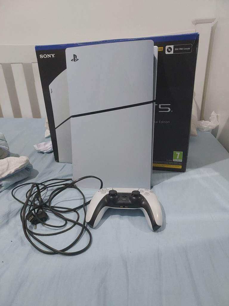 looking for any ps5s