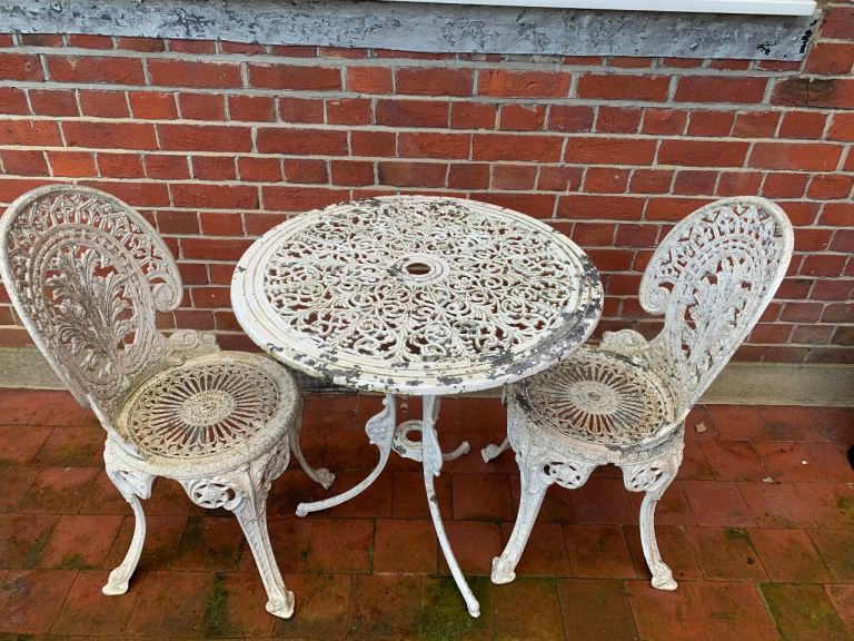Garden furniture 