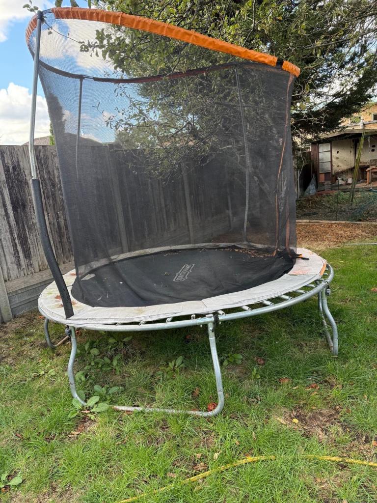 Trampoline 