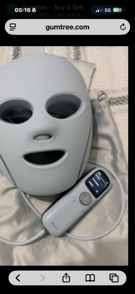 LED Light Therapy Face Mask – Good Condition