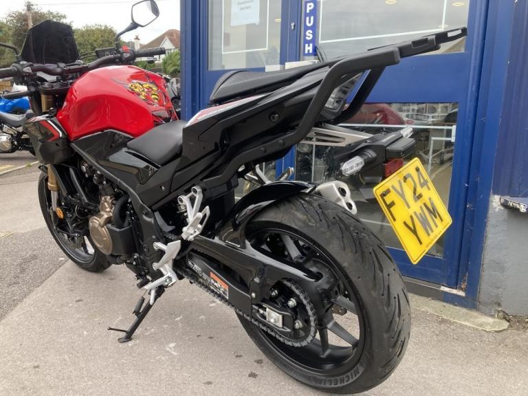 HONDA CB500 2024 - FSH - HUGGER - REAR GIVI RACK - PUIG SCREEN- TANK PAD 