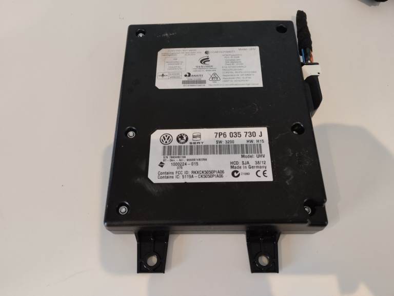 2013 VW VOLKSWAGEN PASSAT B7 - BLUETOOTH CONTROL MODULE 7P6035730J