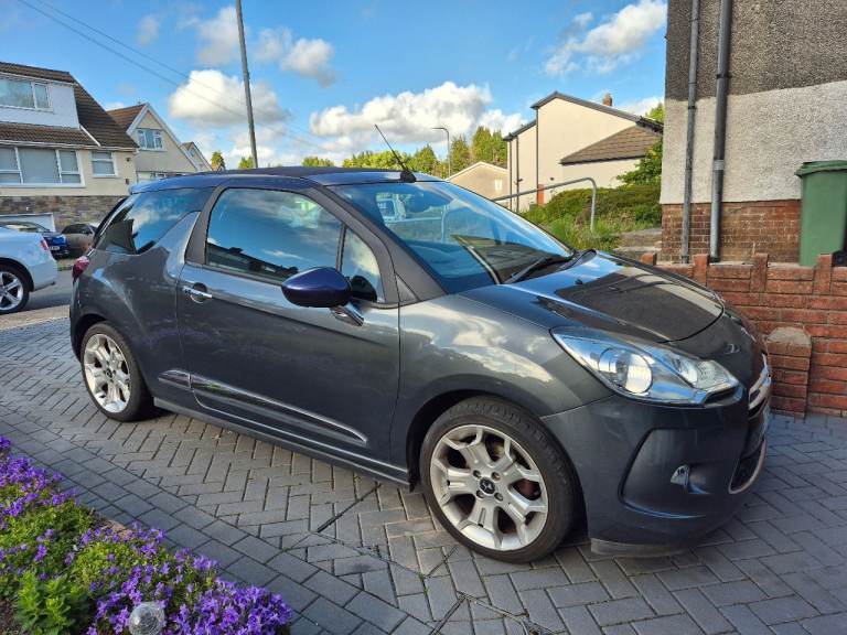 Citroen, DS3, Convertible, 2013, Manual, 1598 (cc), 3 doors