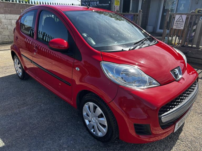 PEUGEOT 107 1.0 12V Active 2014