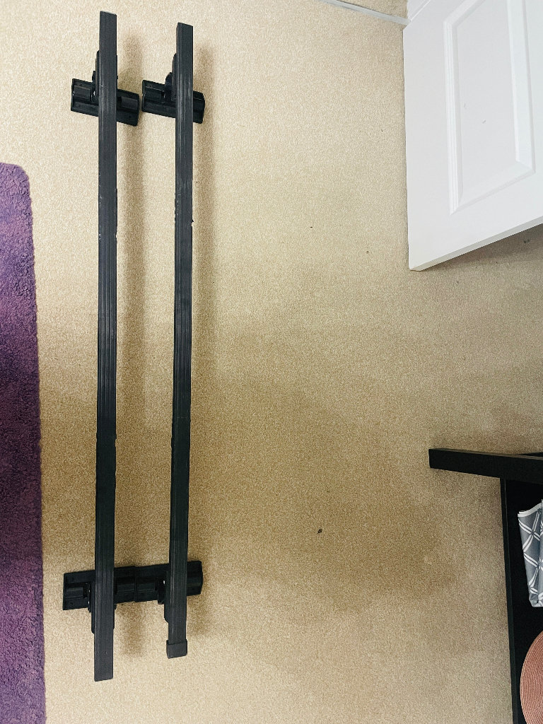Heavy duty car roof bars 