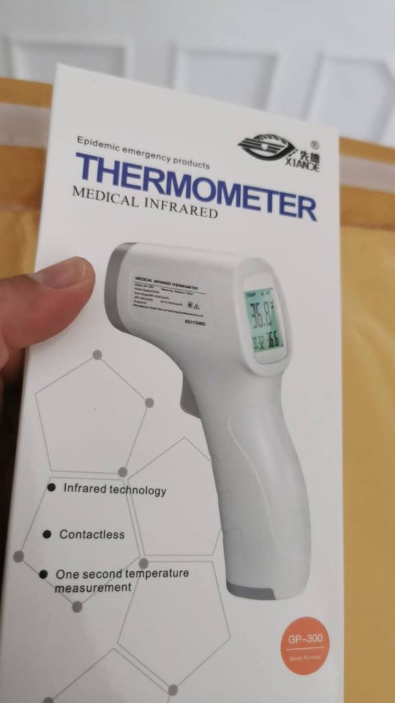 Handheld contactless digital infrared thermometer