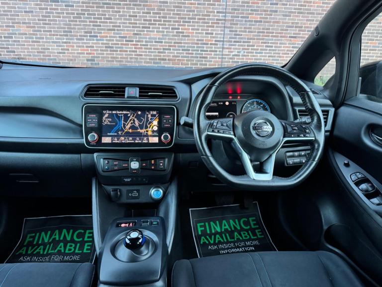  Nissan Leaf 40kWh Acenta Auto 5dr Electric Automatic