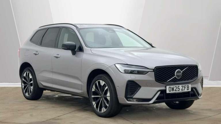 2025 Volvo XC60 Ultra Dark B5 AWD (250 hp) ESTATE Petrol/Electric Hybrid Automatic
