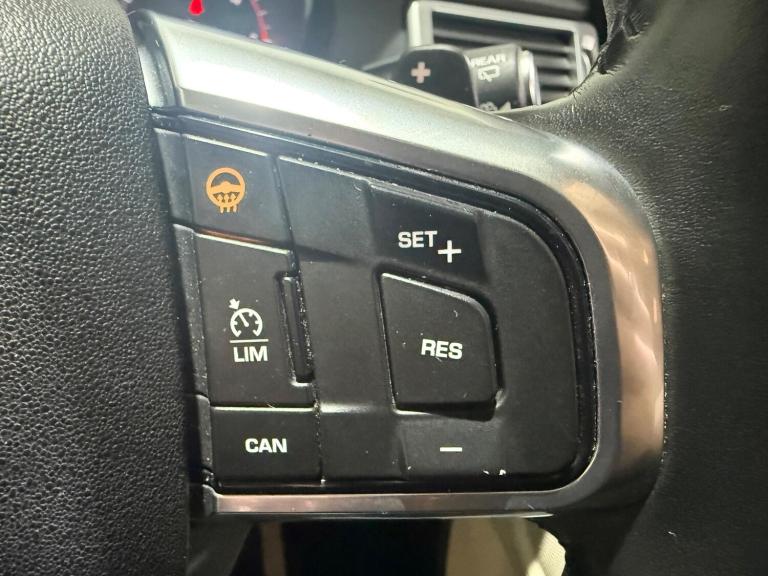 2017 Land Rover Discovery Sport 2.0 TD4 HSE Luxury Auto 4WD Euro 6 (s/s) 5dr ESTATE Diesel Automatic