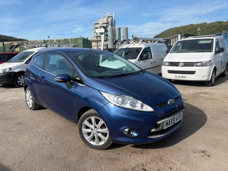 2009 Ford Fiesta  1.25 Zetec 3dr [82] - low miles.  HATCHBACK Petrol Manual