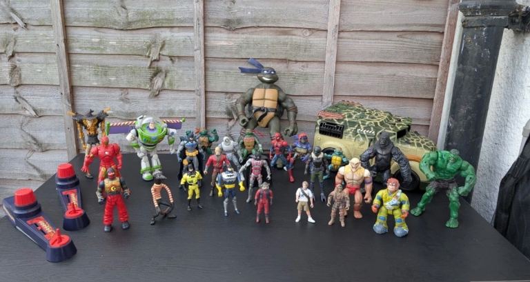 Action figure bundle old toys 