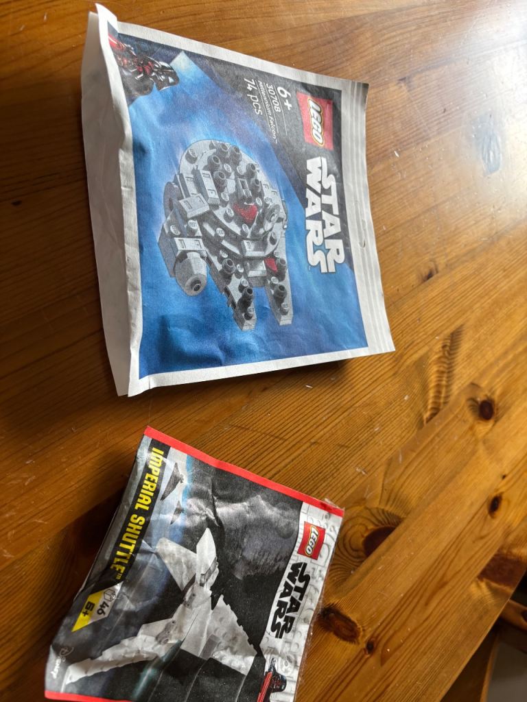 2 x Brand New Lego Star Wars sets