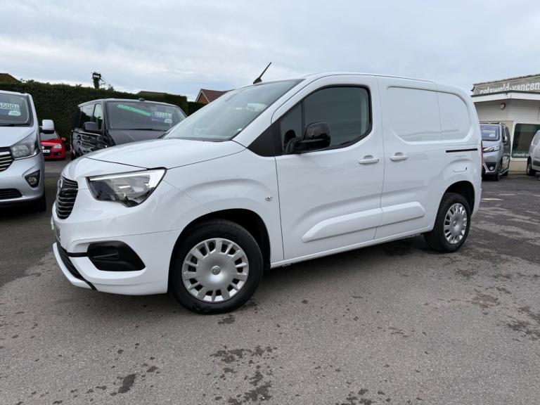2023 Vauxhall Combo 1.5 Turbo D 2300 Pro L1 H1 Euro 6 (s/s) 5dr PANEL VAN Diesel Manual