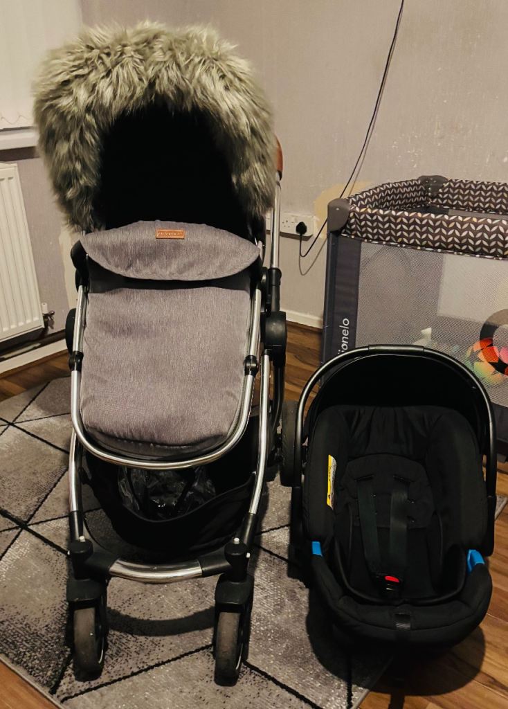 Baby Pushchair and Car Seat Travel System – Grey with Faux Fur