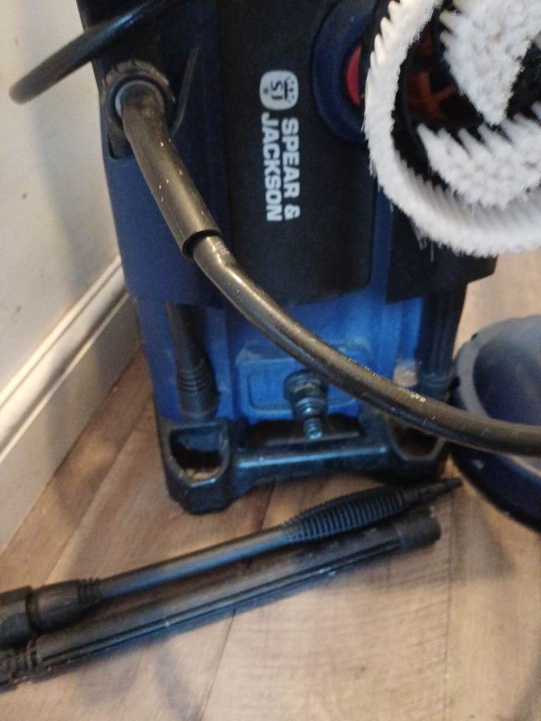 Spear and Jackson 2200