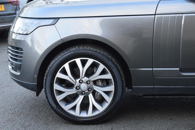 2018 Land Rover Range Rover 4.4 SDV8 Autobiography 4dr Auto ESTATE DIESEL Automatic