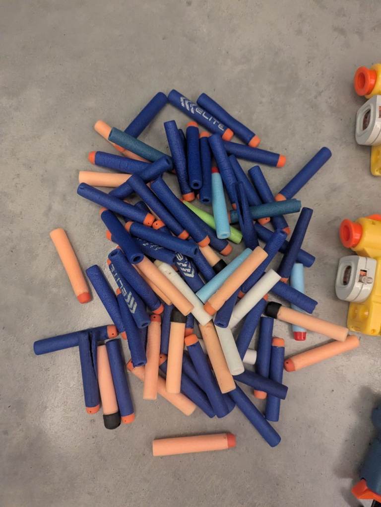 Nerf Gun Bundle - 7 Blasters & 70 Bullets 