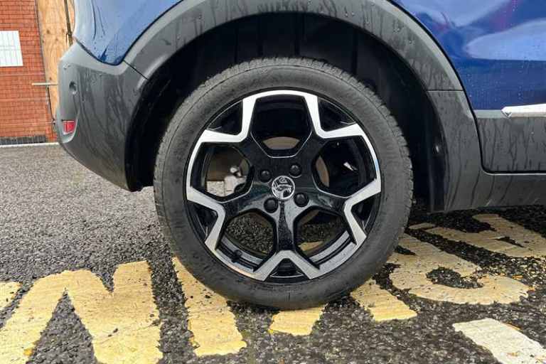 2022 Vauxhall Crossland 1.2 Turbo Ultimate SUV 5dr Petrol Auto Euro 6 (s/s) (130 ps) SUV Petrol A...