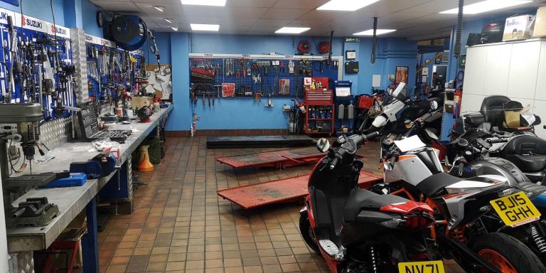 BMW R 1200RT  SUPER TOURER  090-REG ONLY 21K STUNNING £4999.OTR