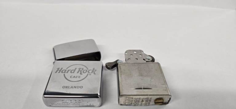 Zippo “Hard Rock Cafe Orlando” Windproof Lighter – USA Refillable, Collectible 1 x available