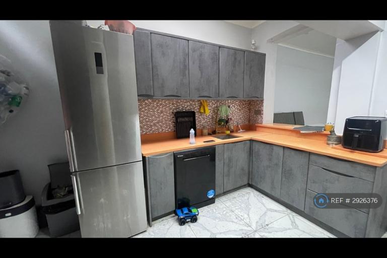 3 bedroom house in Empress Road, Gravesend, DA12 (3 bed) (#2926376)
