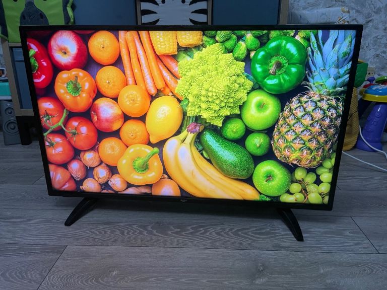 43” bush 4K uhd hdr smart tv