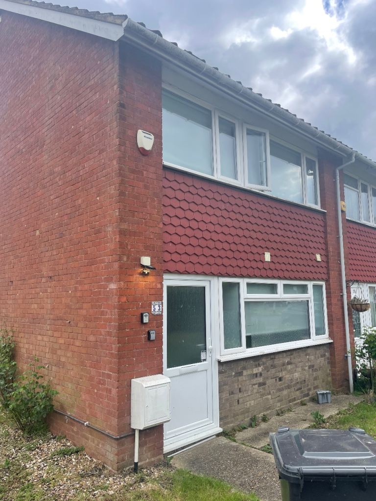 Room to rent (1 bed 1 bath)