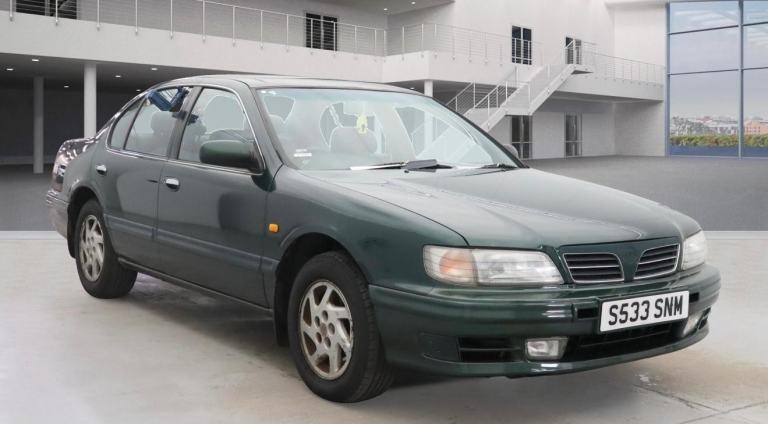1998 Nissan QX 3.0 V6 SEL 4dr Auto SALOON Petrol Automatic