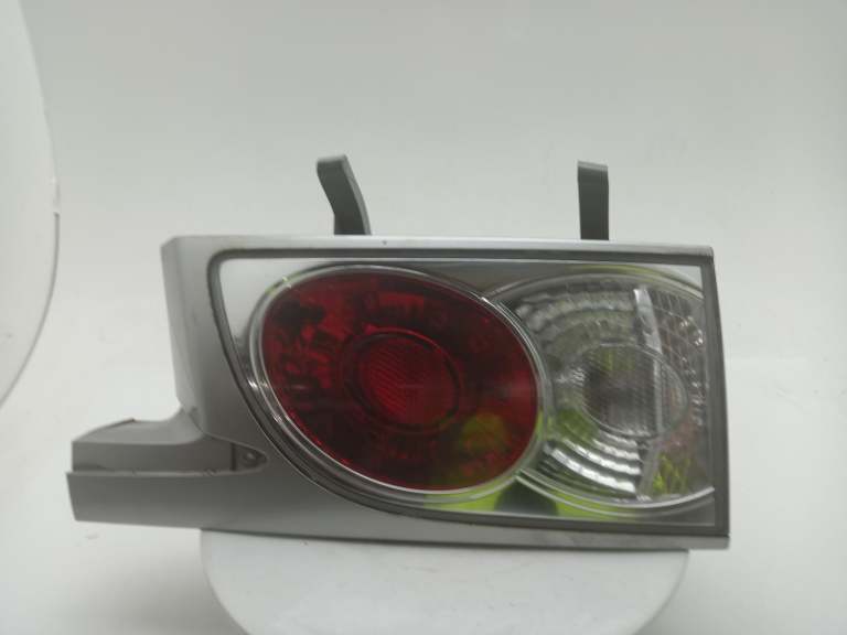 Toyota Estima Tail Light Rear Lamp N/S 2000-2006 Unknown Mpv Lh