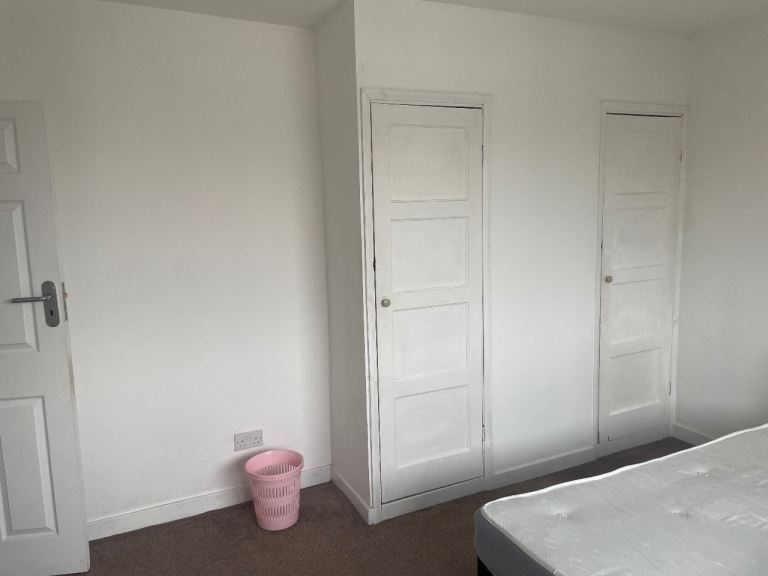 Spacious double room