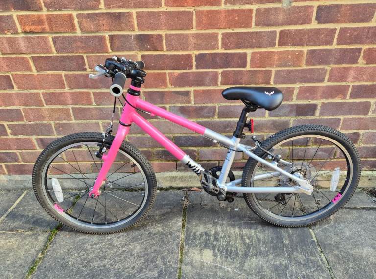 image for Wild 20-inch Kids' Girls' Bike in  Pink with Aluminium Frame and 7 Shimano Gears