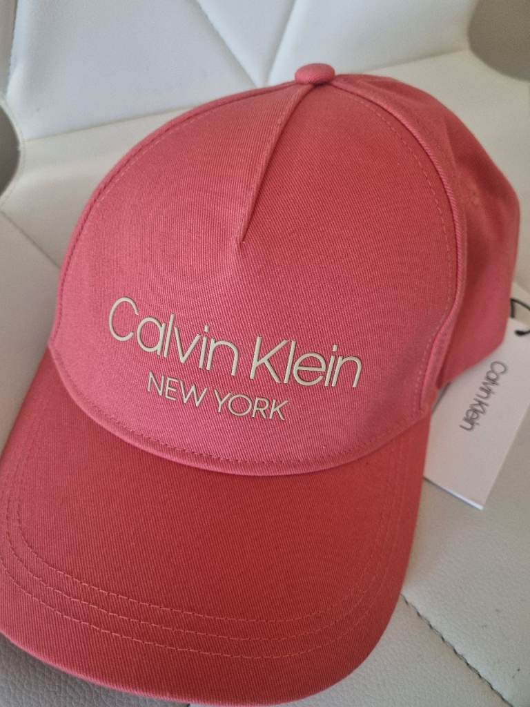New Calvin Klein Baseball Cap – Red