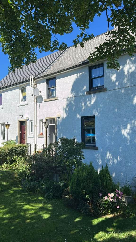 House available for Festival sleeps 5 