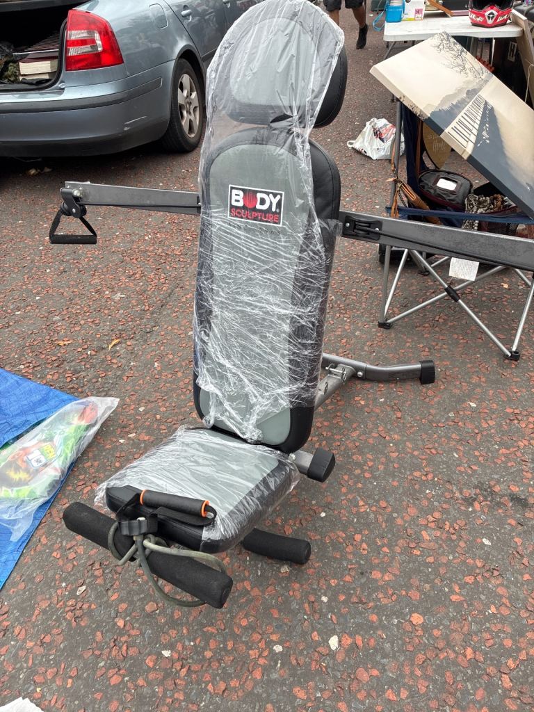 Body sculpture weight bench 