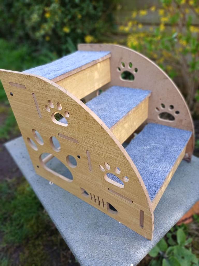 Pet steps