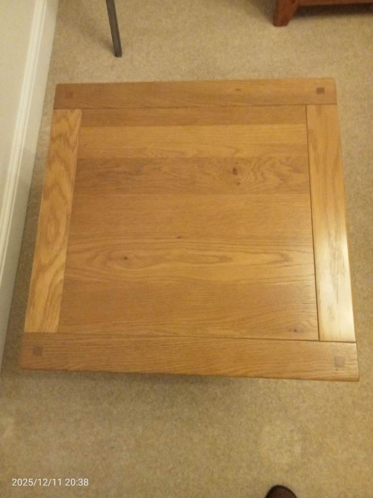Oak occasional table 