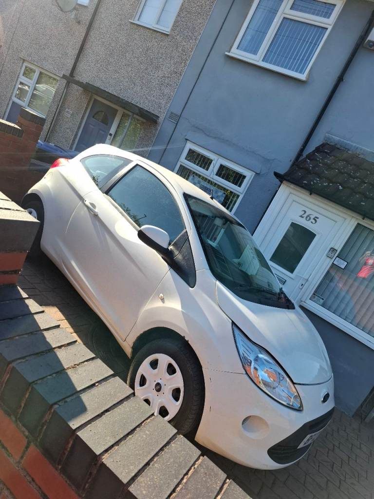Ford, KA, Hatchback, 2012, Manual, 1242 (cc), 3 doors