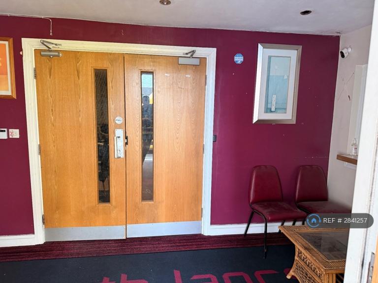 1 bedroom flat in Preston St, Fleetwood, FY7 (1 bed) (#2841257)